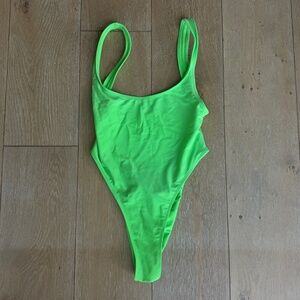 Minimale Animale Nolita One Piece